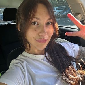 Meet your Posher, Jasmine